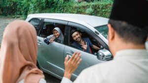 Hari Raya: Ketahui 6 Adab Ziarah Erat Silaturahim | IKRAM