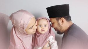 Bagaimana Menjadi Wanita Muslimah Dirindui Keluarga? | IKRAM