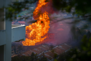 Letupan Mercun: Keriangan atau Tragedi? Fikirkan